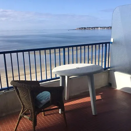 En Bord De Avec Terrasse, Ideal Pour 2 Personnes - Proche Commerces Et Casino, - Fr-1-245-68 *
